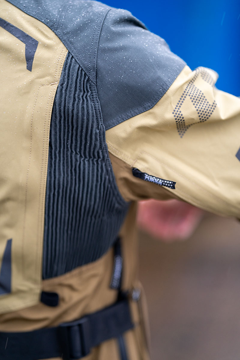 Rukka R-Viss jacket concertina banding